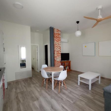 La Casita De Vallecas Madrid Luaran gambar